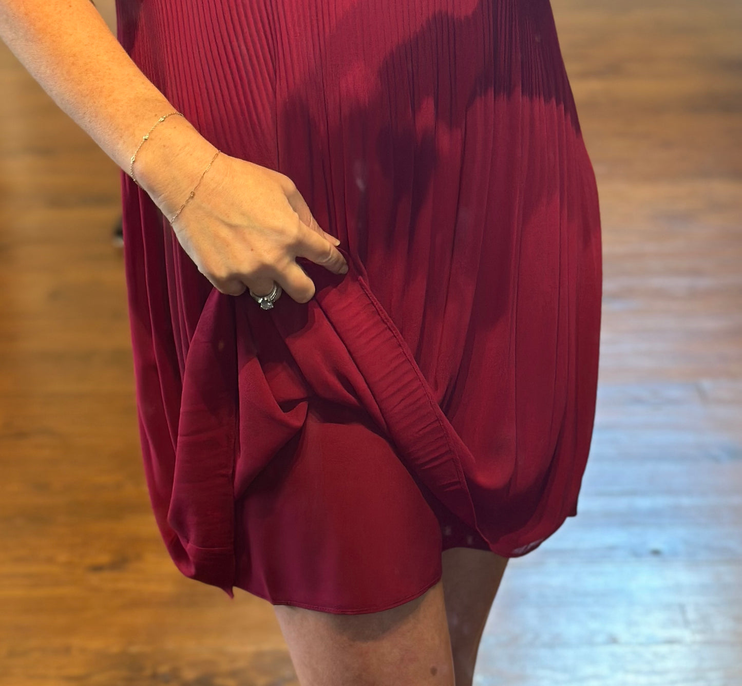 Maroon/Crimson Short Sleeve Pleated Dress