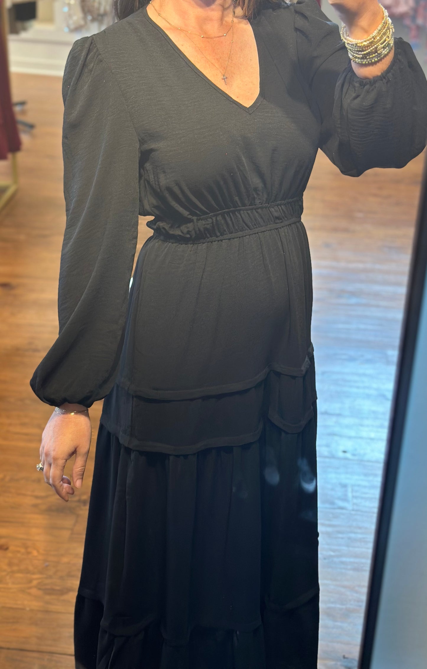 Black Ruched V Neck Long Sleeve Tiered Midi Dress